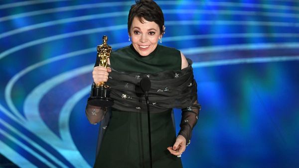 Olivia-colman_oscars-2019.jpeg